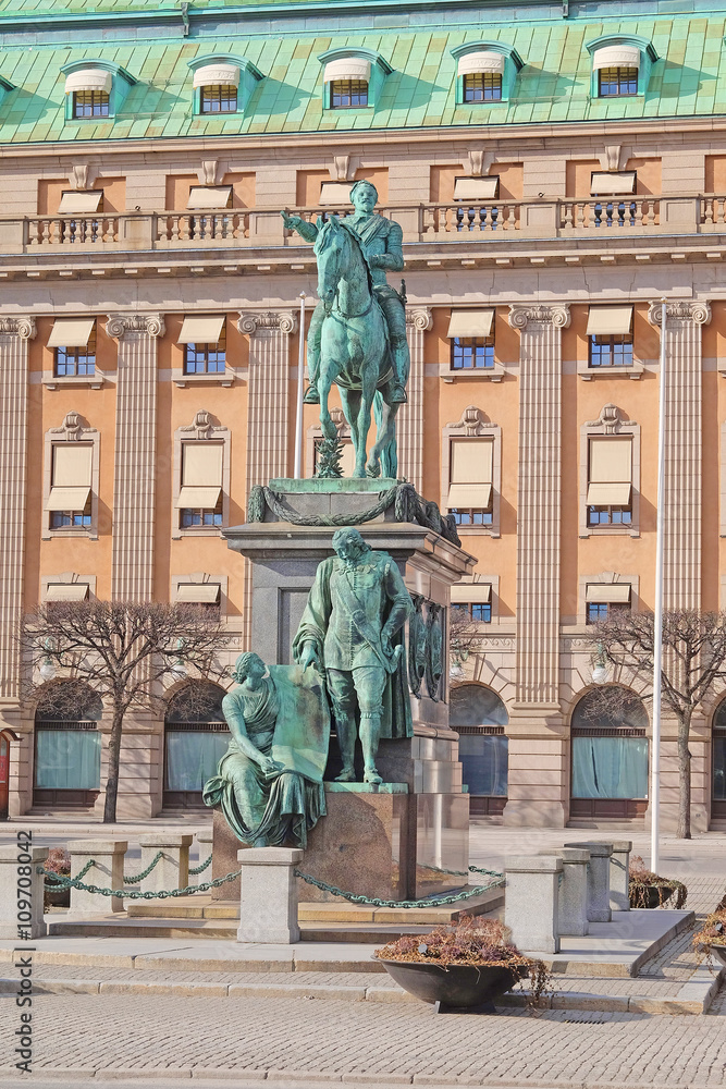 Obraz premium STOCKHOLM, SWEDEN - March, 17, 2016: Monument of Gustavus Adolphus in Stockholm, Sweden.