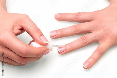 Malowanie paznokci u rąk