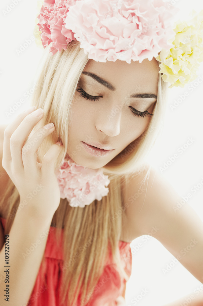 Fototapeta premium beautiful girl with wreath of flowers