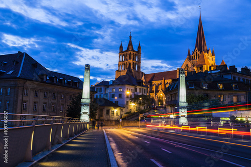 Fototapeta Naklejka Na Ścianę i Meble -  Lausanne Cathedral