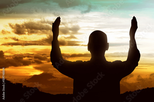 Canvas Print Young muslim man praying