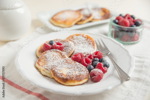 Pancakes mit Beeren