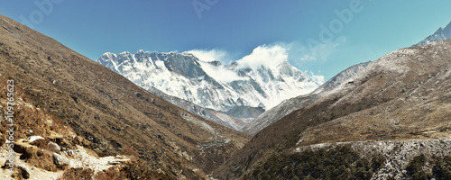 Everest mountain range panorama. Everest, Lhotse and Nuptse shar.