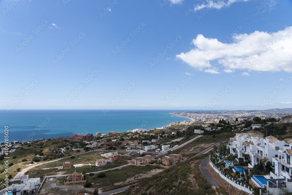 Vistas del municipio de Benalmádena, Málaga Vistas del municipio de Benalmádena, Málaga