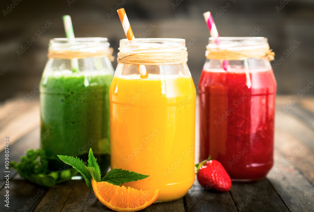 Healthy fruit and vegetable smoothies in the jar Healthy fruit and vegetable smoothies in the jar