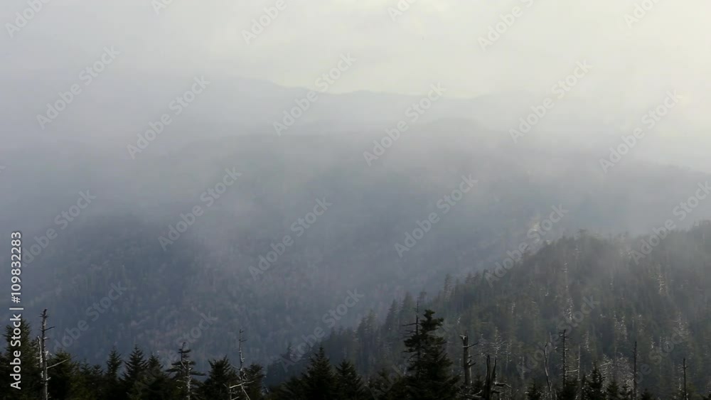 Time lapse of smoky mountains Time lapse of smoky mountains