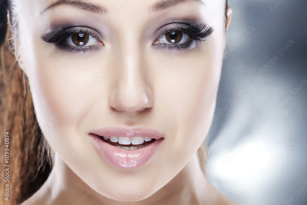 Fototapeta premium Portrait of a beautiful woman