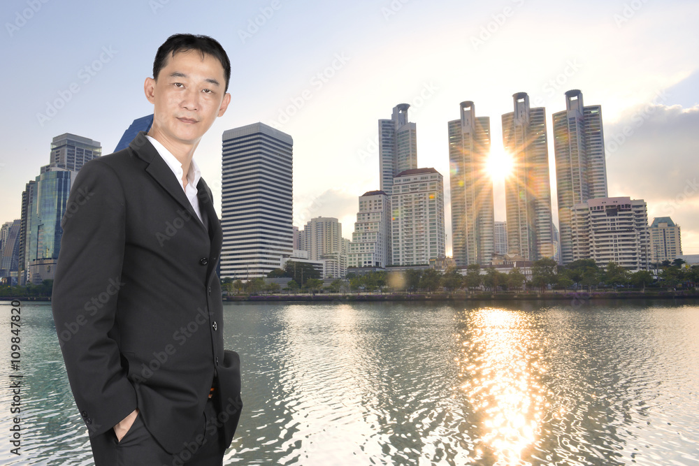 Businesses see young, committed and confident on the morning. Businesses see young, committed and confident on the morning.