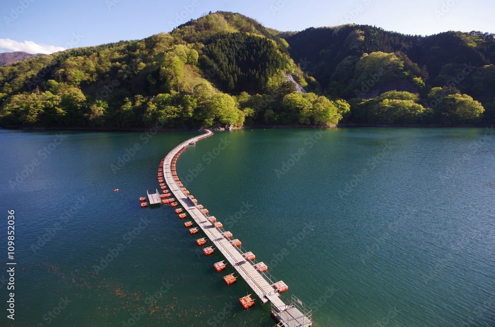 奥多摩の麦山浮橋 Stock 写真 Adobe Stock