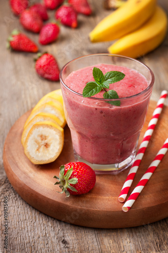 smoothie with banana and strawberry