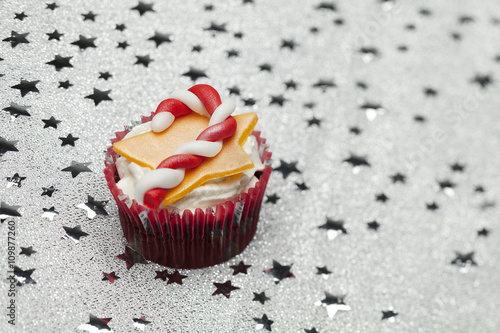 freshly baked cup cake photo