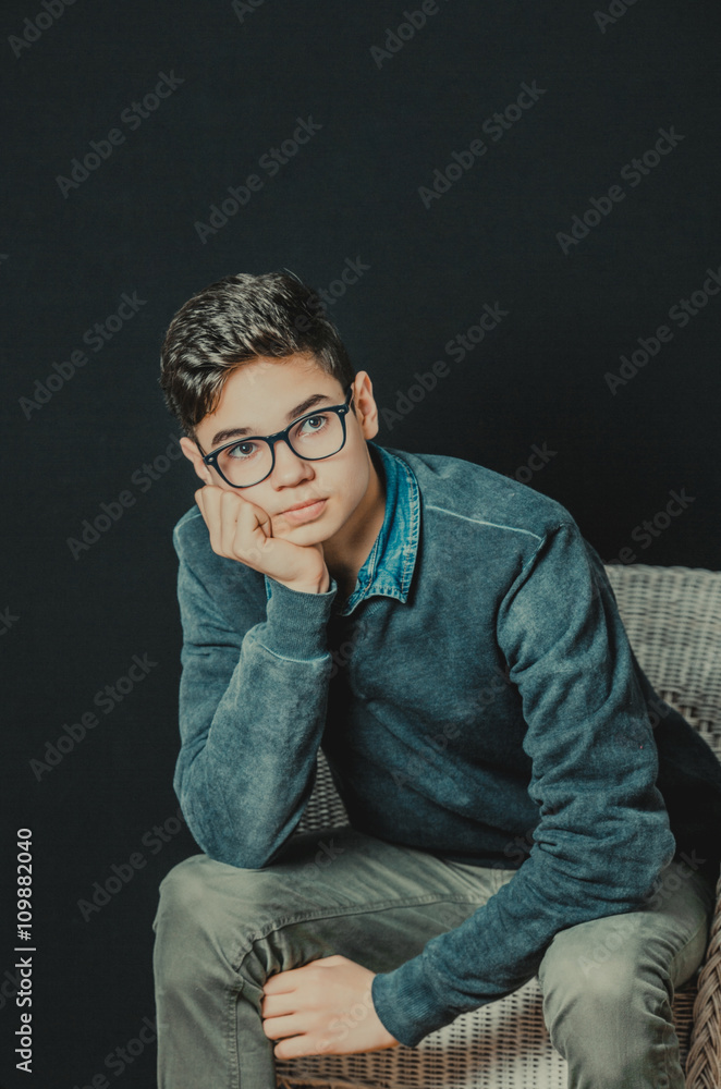 Obraz premium portrait of a beautiful teenager