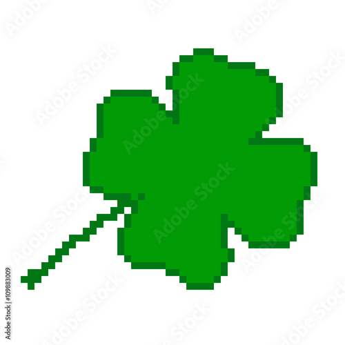 isolated green pixel clover
