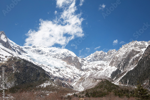 Wallpaper Mural Snow mountain Torontodigital.ca