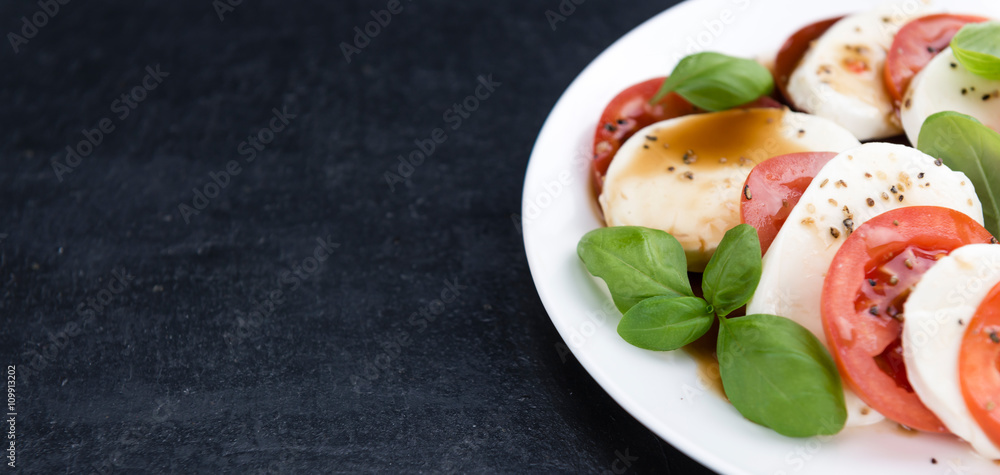 Mozzarella, Tomatoes and Balasmico Dressing Mozzarella, Tomatoes and Balasmico Dressing