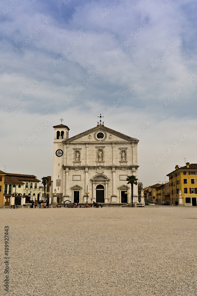 Palmanova , Italy  Main square and cathedral of Palmanova 