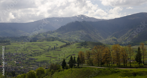 Fototapeta Naklejka Na Ścianę i Meble -  Gorgeous mountains and hills