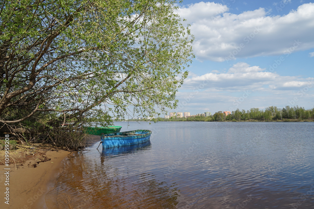 river river