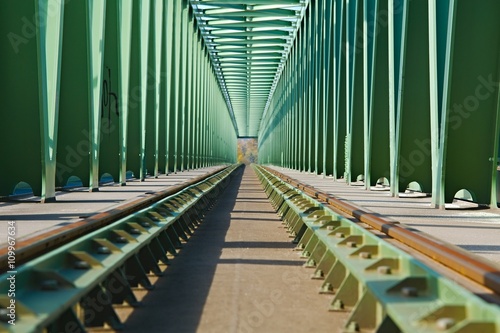 Fototapeta Naklejka Na Ścianę i Meble -  Railroad Bridge Point of View