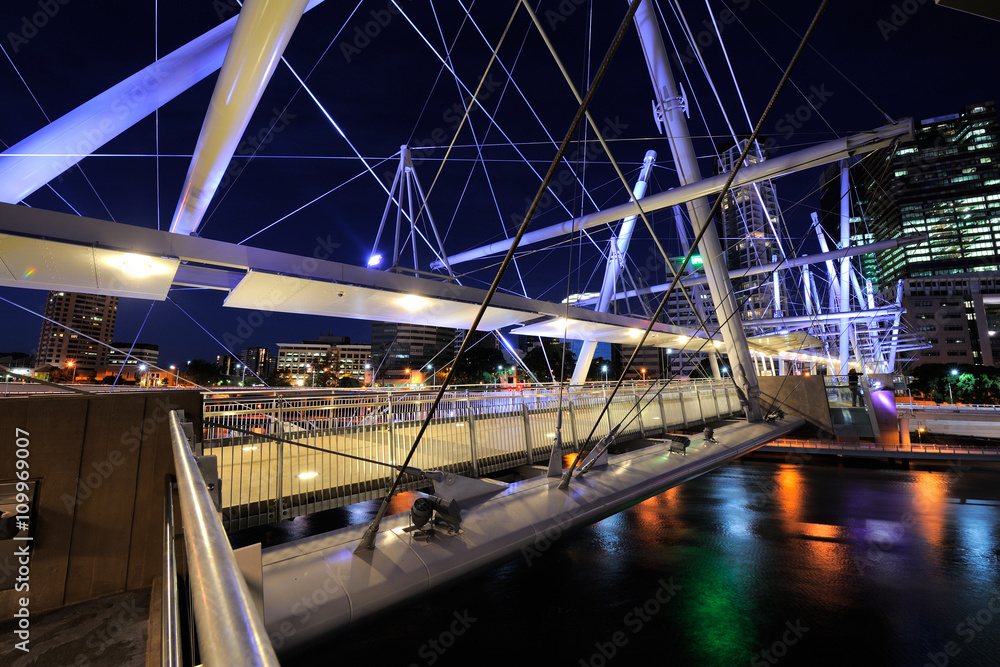 Australia Landscape : Kurilpa Bridge of Brisbane