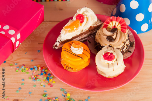 Fotografía Presents and facy cakes