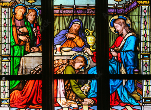 Mary Magdalen anointing Christ’s feet - Stained Glass
