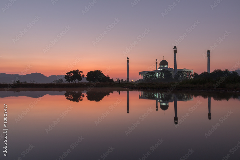 Sunrise over mosque in hatyai