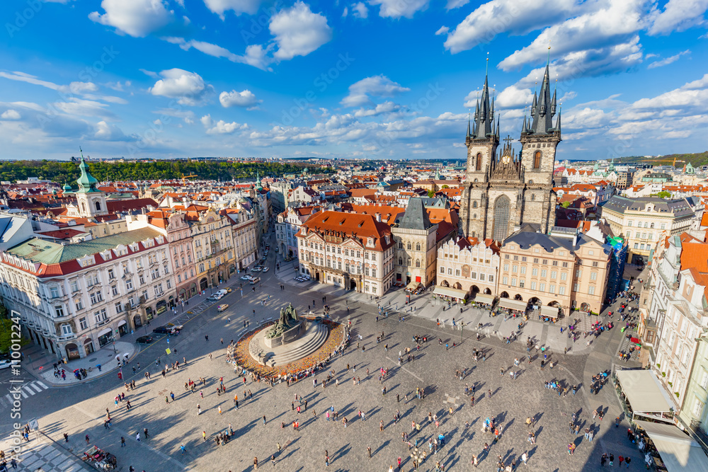 Obraz premium Stare Miasto w Pradze, Republika Czeska. Widok na kościół Tyn