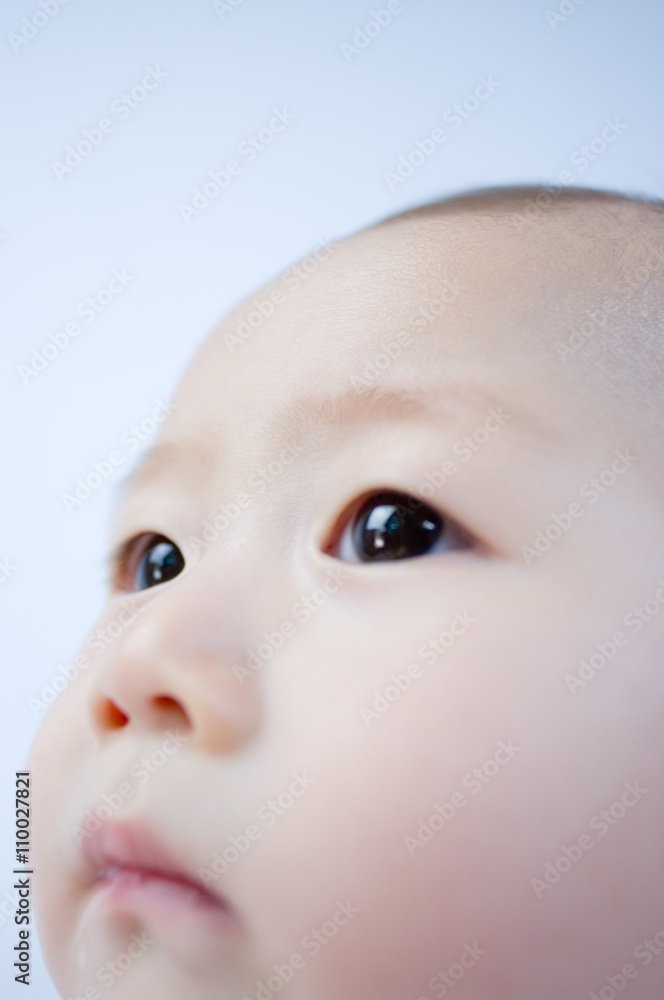 日本人の赤ちゃんの顔のクローズアップ Stock Photo Adobe Stock