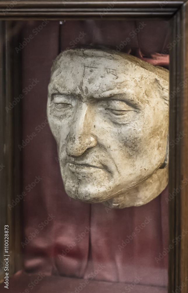 Death mask of Dante