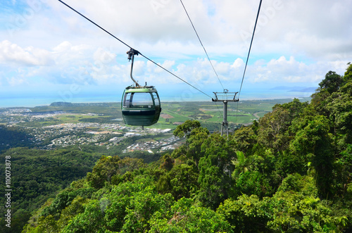 Картината върху платно Skyrail Rainforest Cableway above Barron Gorge National Park Que