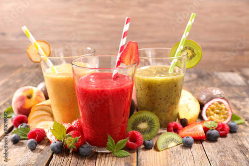 fruit juice,smoothie photo