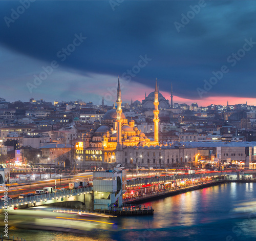 ISTANBUL IN TURKEY  29 JAN 2015    Hundreds of tourists and loca