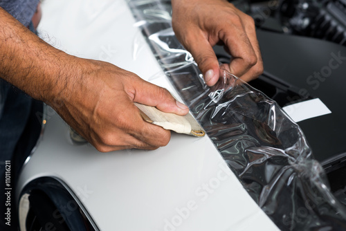 Paint protection film series : Installing paint protection film on white car