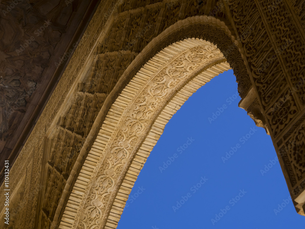 Kunstvolle Steinmetzarbeiten, Alhambra, Granada, Andalusien, Spanien, Europa