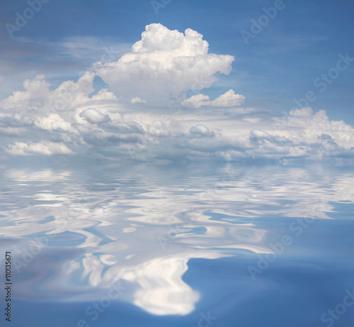 cloud reflection © goodze