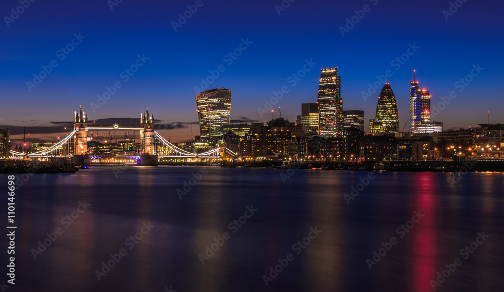 Illuminated London cityscape at night