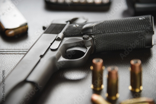 Obraz na plátne Pistol semi-automatic .45 caliber