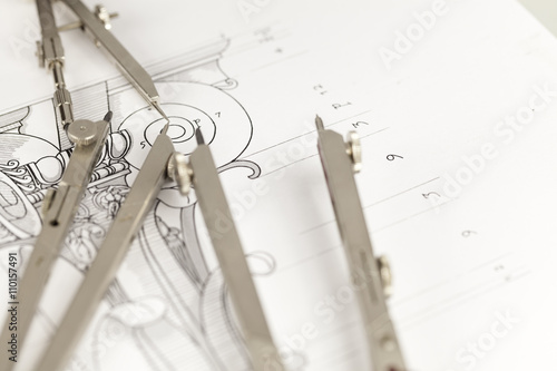 architectural drawing - detail column & compasses
