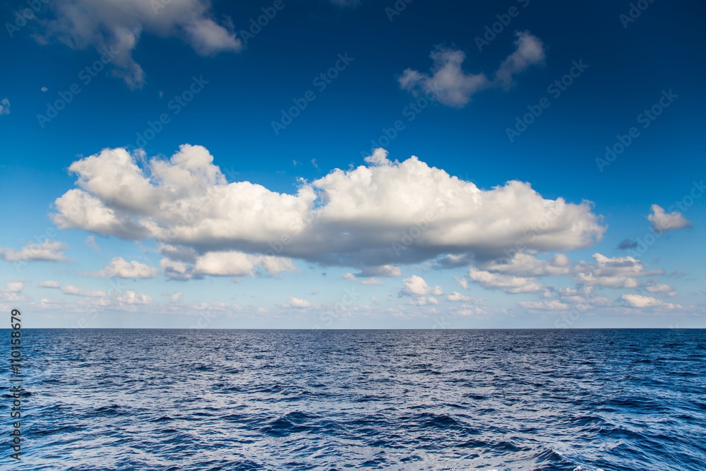 Fototapeta premium cloud sea and bluesky