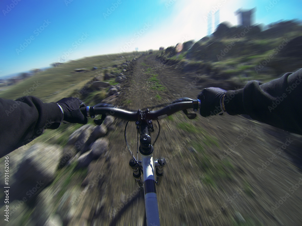 Fototapeta premium Gopro downhill