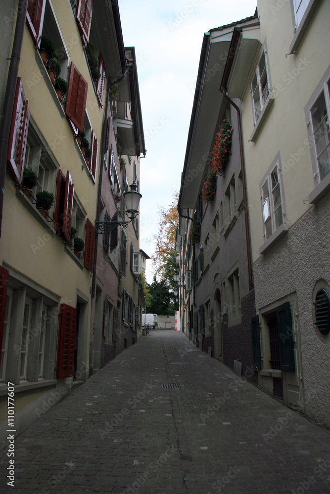 Narrow street / Little street in the old quarter of Zurich