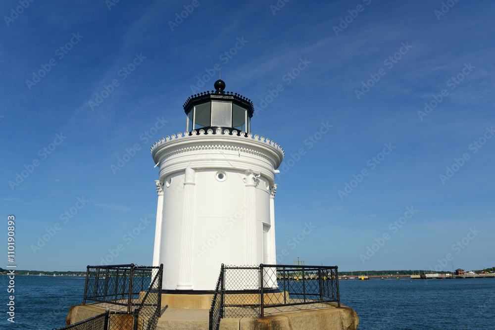 Portland Breakwater Lighthouse (Bug Light) is a small lighthouse at the south Portland Bay, Portland, Maine, USA.