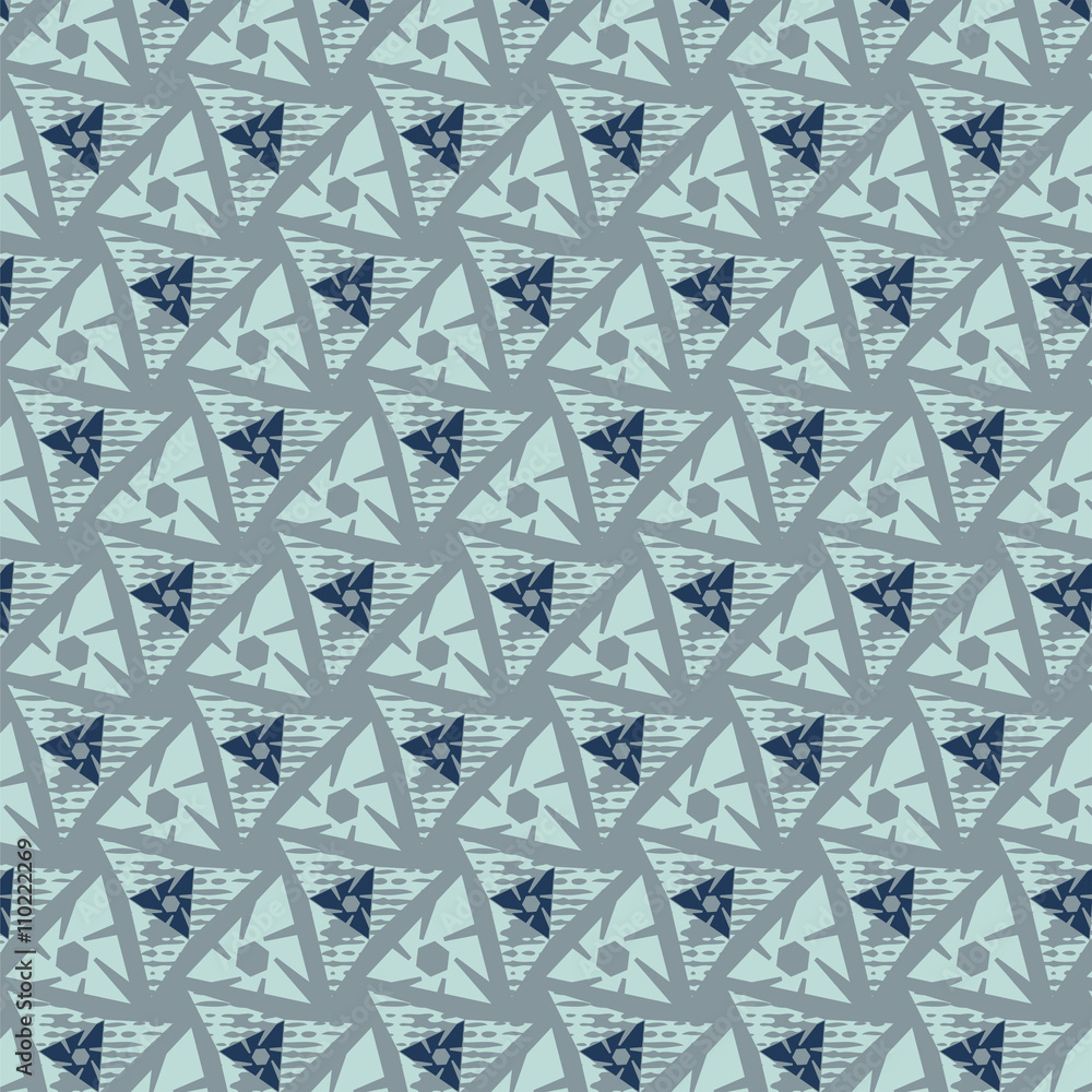 Seamless pattern. Triangles shapes with grunge