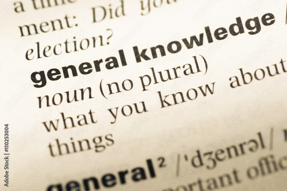 Obraz premium Close up of old English dictionary page with word general knowle
