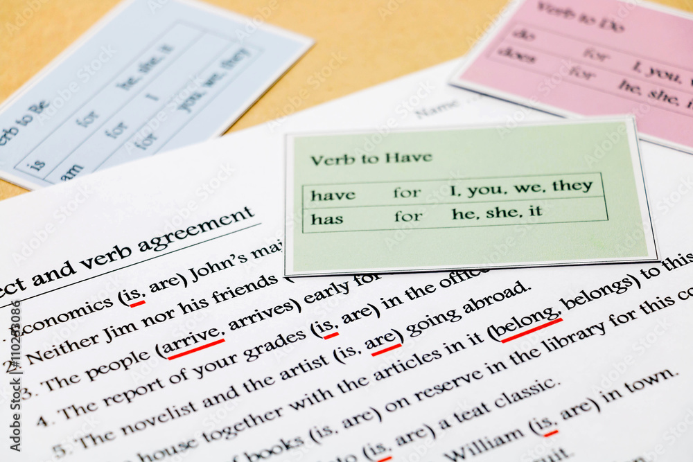 Obraz premium english grammar exercise on table