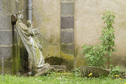 Schilderij op canvas Statue abandonnée