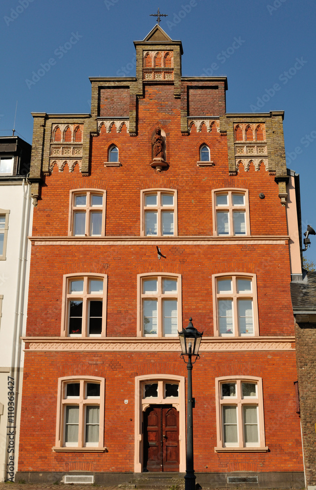 Fototapeta premium Ehemaliges Obertorkloster in Neuss