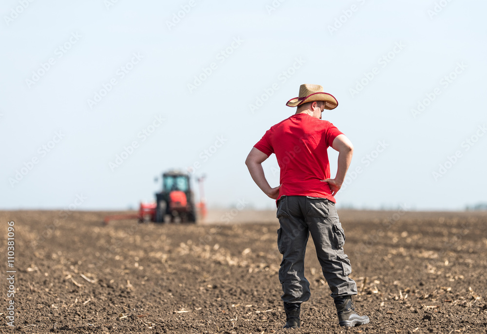 Fotografie young farmer on farmland