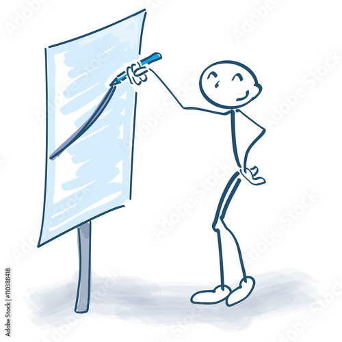 Strichmännchen steht vor einem Flipchart und die Kurve geht nach oben